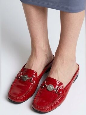 STUART WEITZMAN  RED LOAFERS PATENT LEATHER FLATS SIZE 8